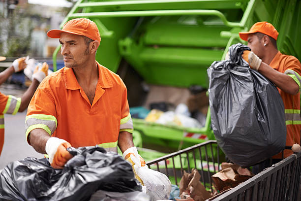 Best Garage Cleanout  in West Bend, WI